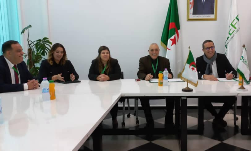 توقيع اتفاقية تعاون بين المحافظة للطاقات المتجددة والفعالية الطاقوية (CEREFE) والمدرسة العليا الجزائرية للأعمال (ESAA)
